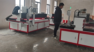 <b>數(shù)控鉆孔機(jī)與搖臂鉆孔機(jī)相比有什么優(yōu)勢？</b>